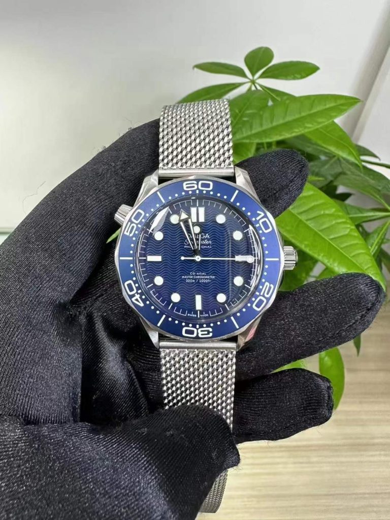 Omega 007 Blue